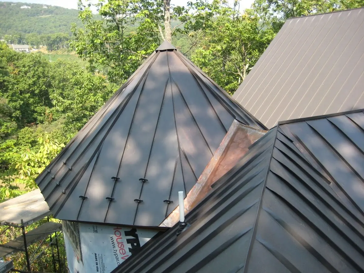 Professional Roof Tarp Installation by Craftsman Roofing in Granville